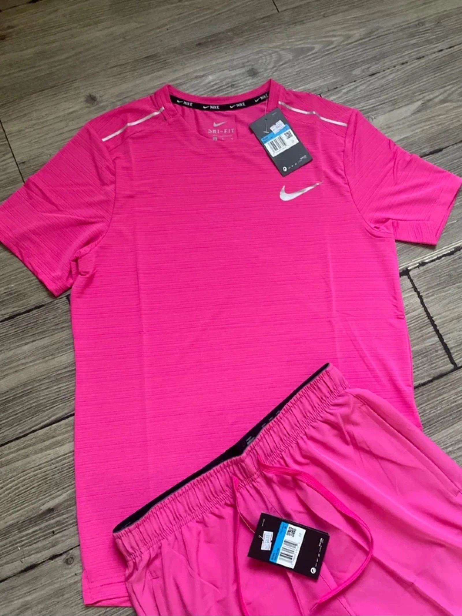conjunto nike running miller rosa (camiseta + short) – photo 3